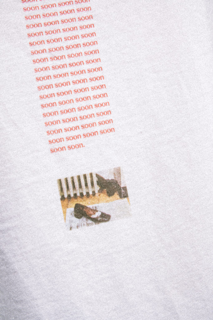 T-shirt 05 product gallery img3 leave to wonder